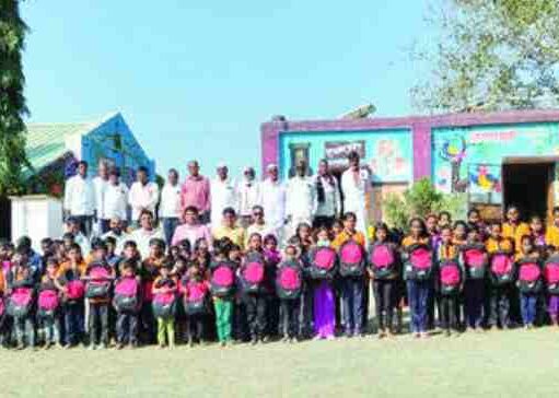 Internet: इंटरनेटचा वापर अभ्यासासाठी करा Use the internet for study